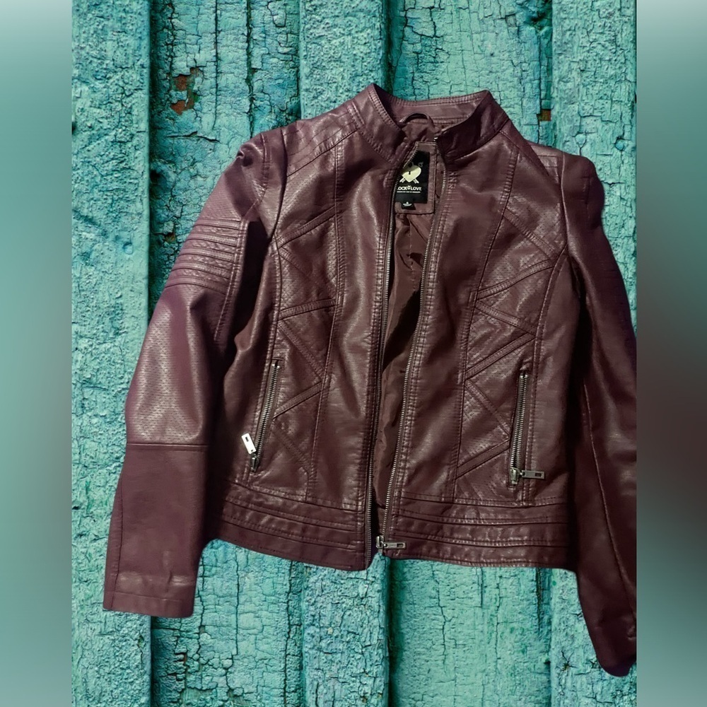 Lock and Love faux leather women’s jacket